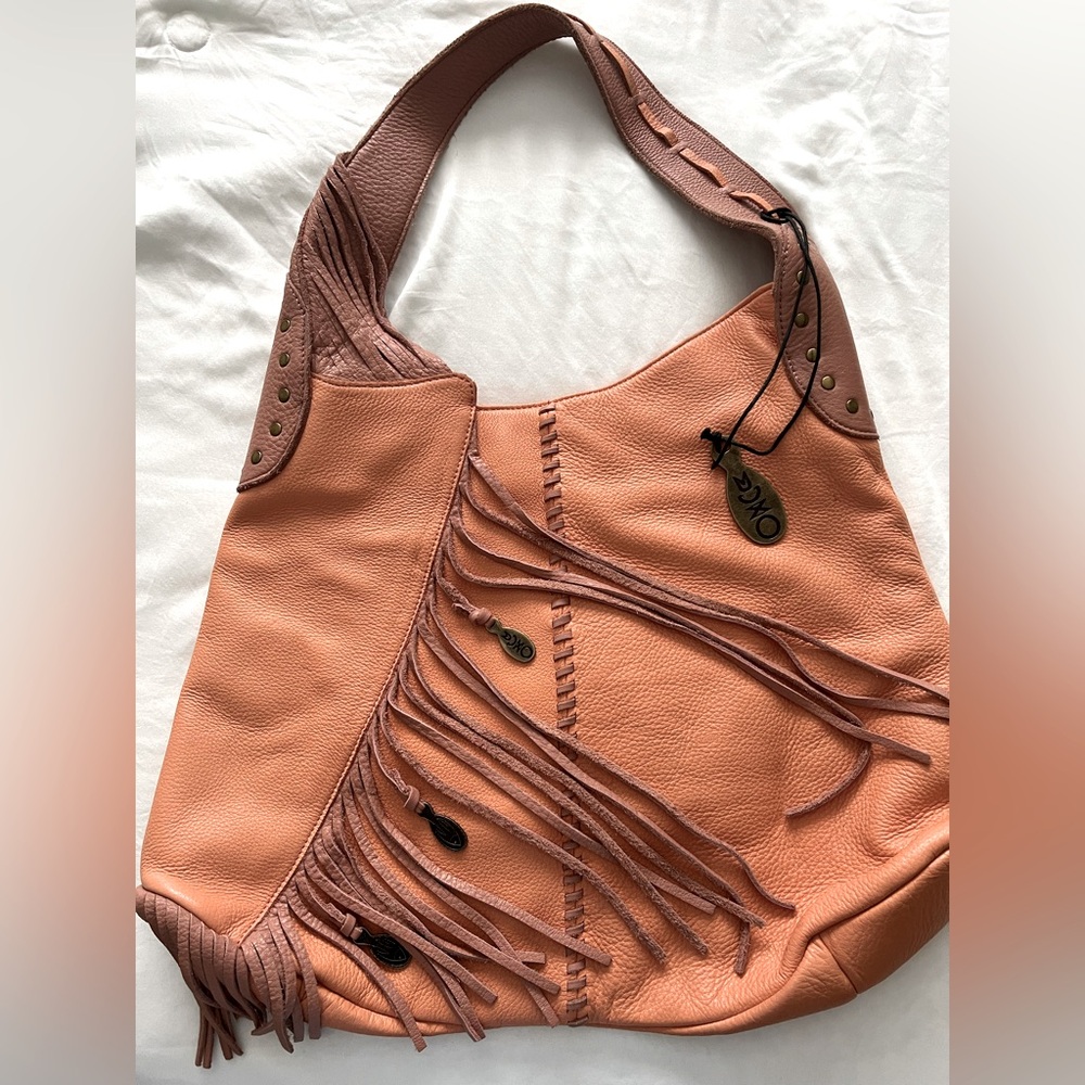 MUXO handbag by Camila Alvez